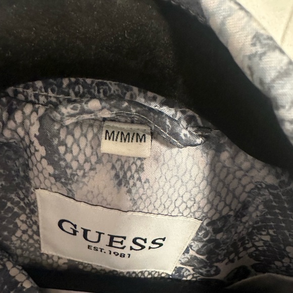 GUESS Women's Gray Snake Print Trench Coat - Picture 3 of 7